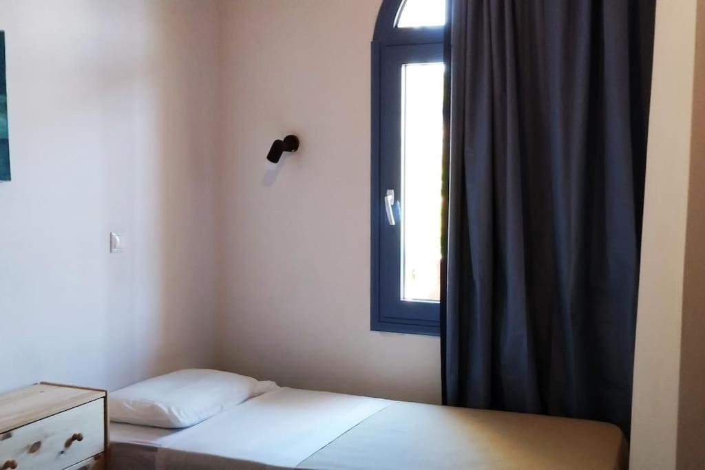 Ersi'S Seaview Apartment Porto Rafti Exterior photo